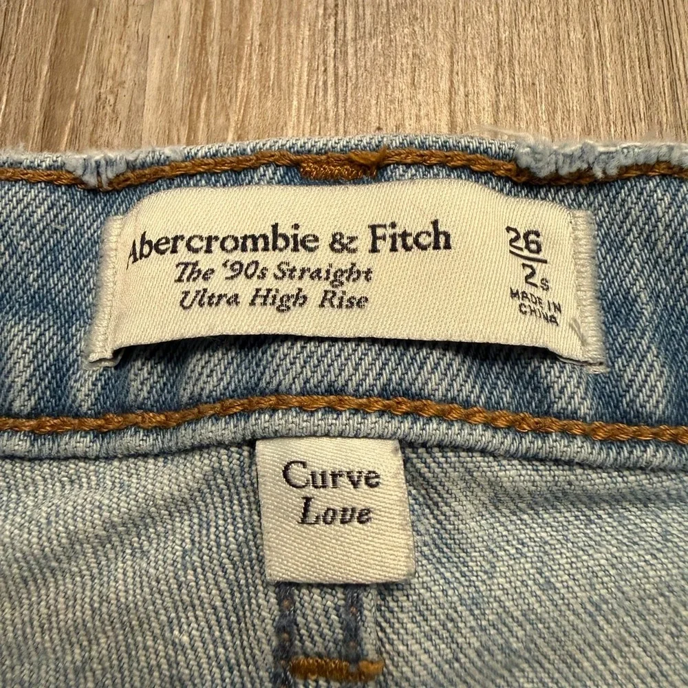 Abercrombie & Fitch Womens 26/2S 90s Straight Ultra High Curve‎ Love Slit Hem